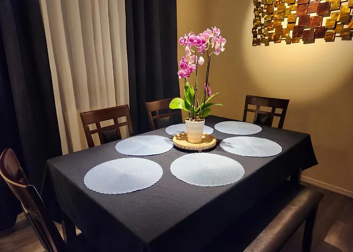 2-bed Condo, Cook-ready Kitchen, And Laundry, 5-8 Minutes From Of Arizona And Downtown Apartment Tucson
